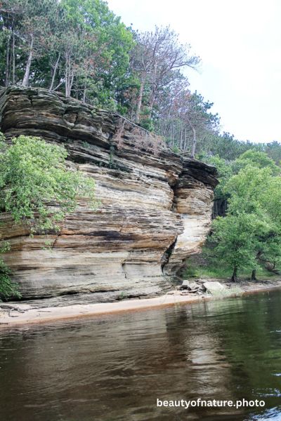 Bluff 3 Vertical