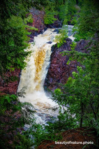 Brownstone Falls Vertical