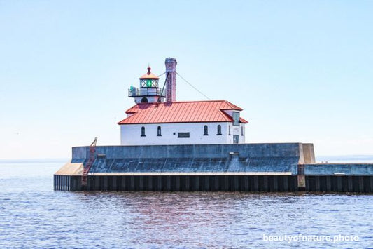 Lighthouse 5 Horizontal