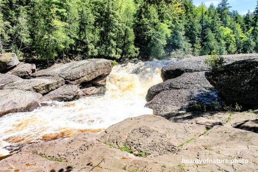 Sandstone Falls 3 Horizontal